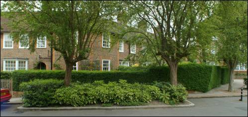 07-09 Corringway corner